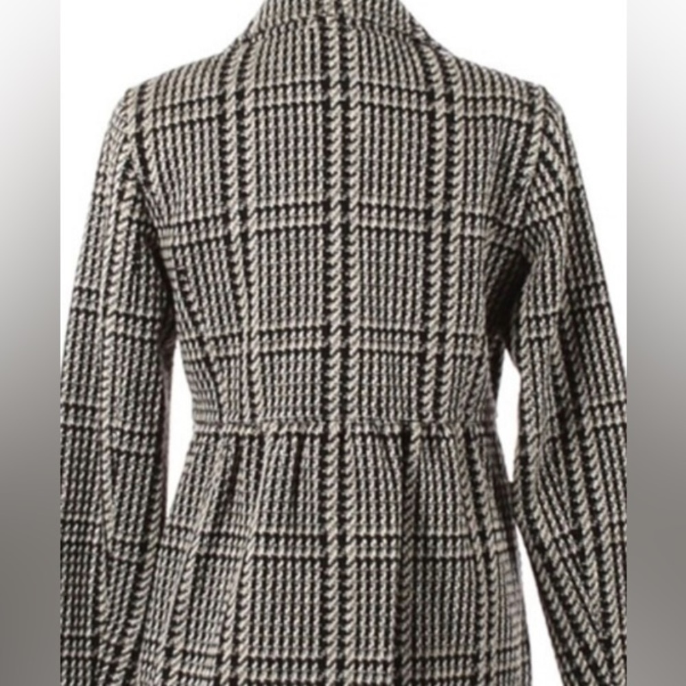 Tommy Hilfiger Black & White Tweed Jacket—Ladies’ Size M - Picture 2 of 8